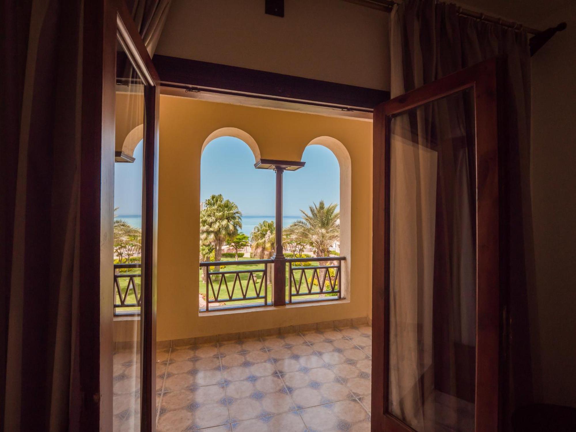 Sunny Days Palma De Mirette Resort & Spa Hurghada Bagian luar foto